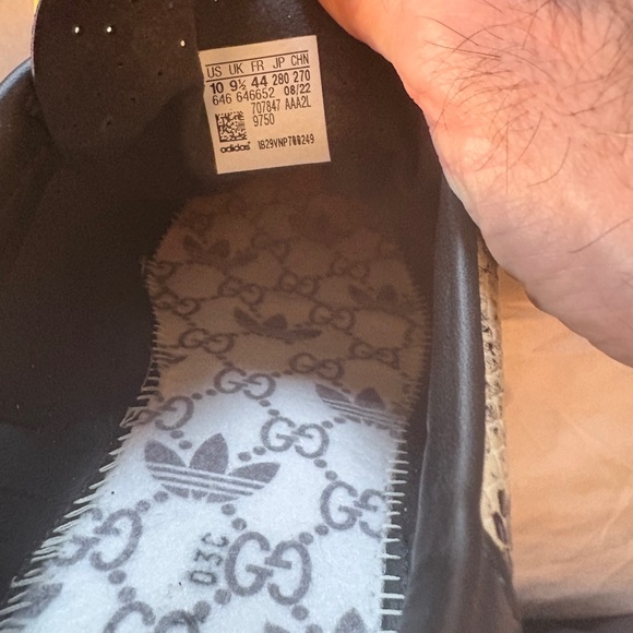 GUCCI X ADIDAS GAZELLES - Picture 13 of 13